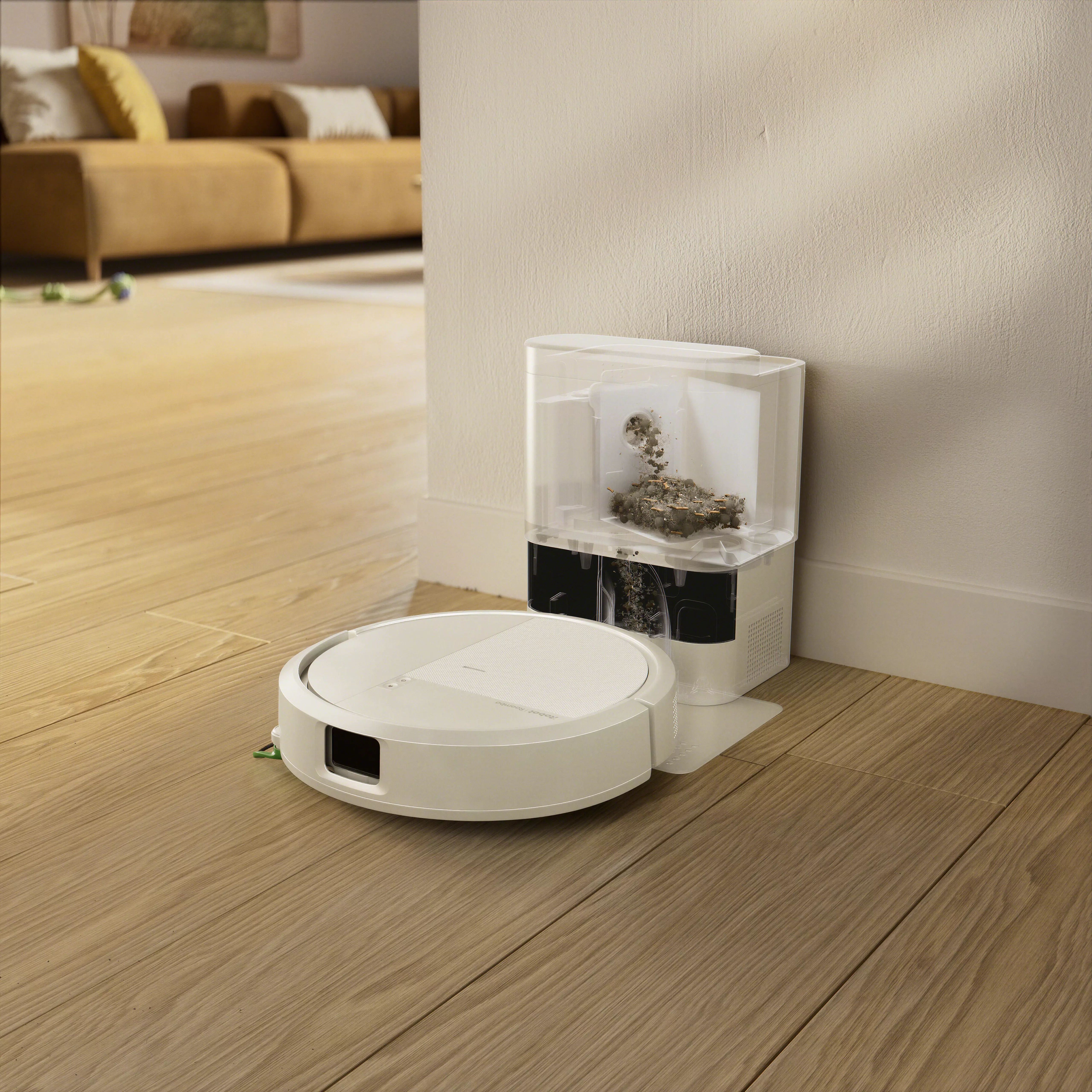 Roomba® 115 Combo Robot + AutoEmpty™ Dock - Black